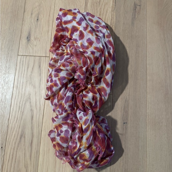 Rare Jimmy Choo Silk Cashmere Shawl Scarf $1000! - Picture 2 of 3